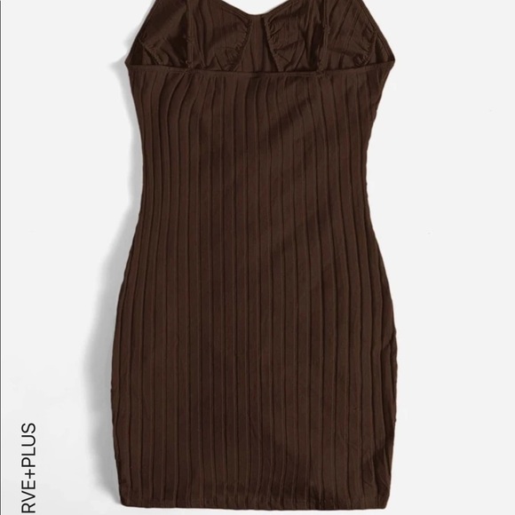 Plus Brown Drawstring Ruched Dress - Picture 4 of 4